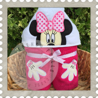 Girl Mouse Applique Peeker