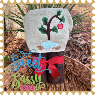 Peanut Christmas Tree